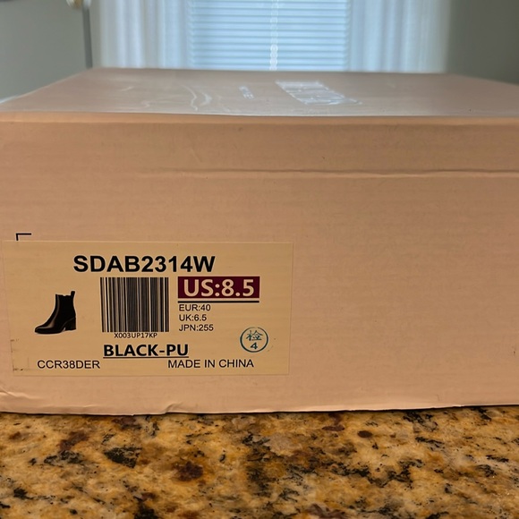 Dream Pairs - Chlesea Ankle Boots - Black - Picture 7 of 9